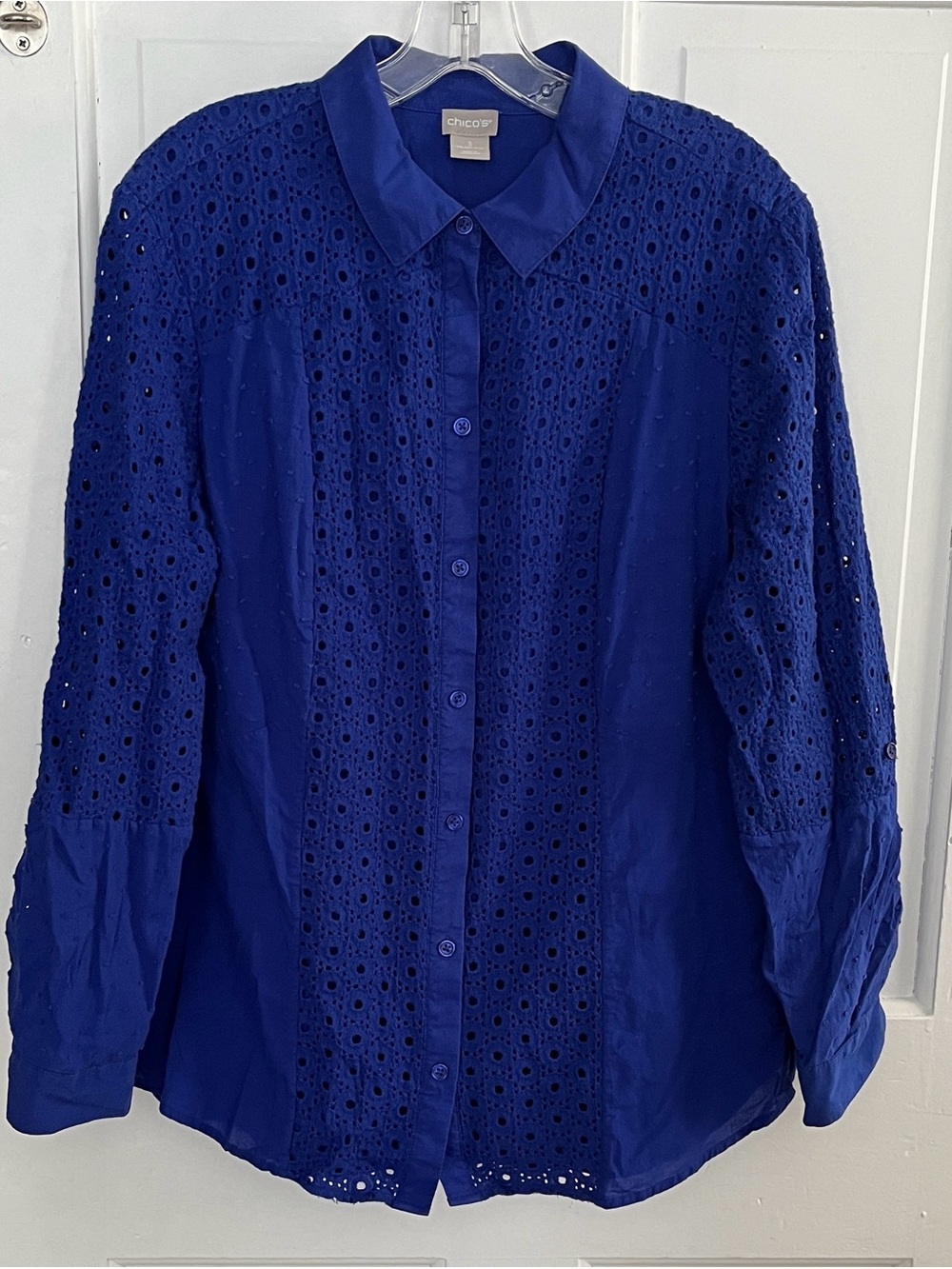 Chico’s Size 3 equals XL Blue Eyelet Dotted Swiss Button Front Shirt Cotton